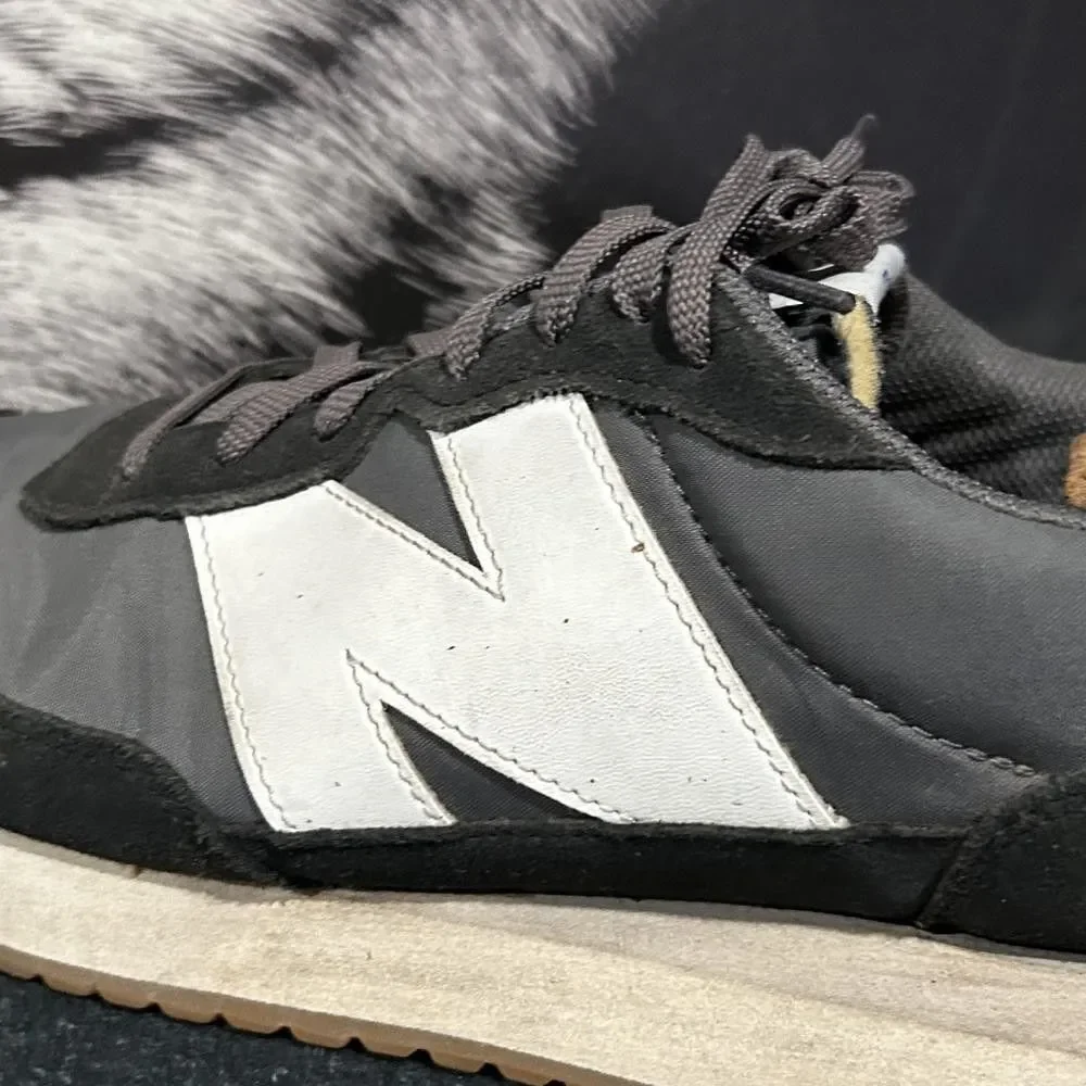 New Balance 237v1 MS237GA Athletic Sneaker Unisex M15/W16.5 Black Suede Running